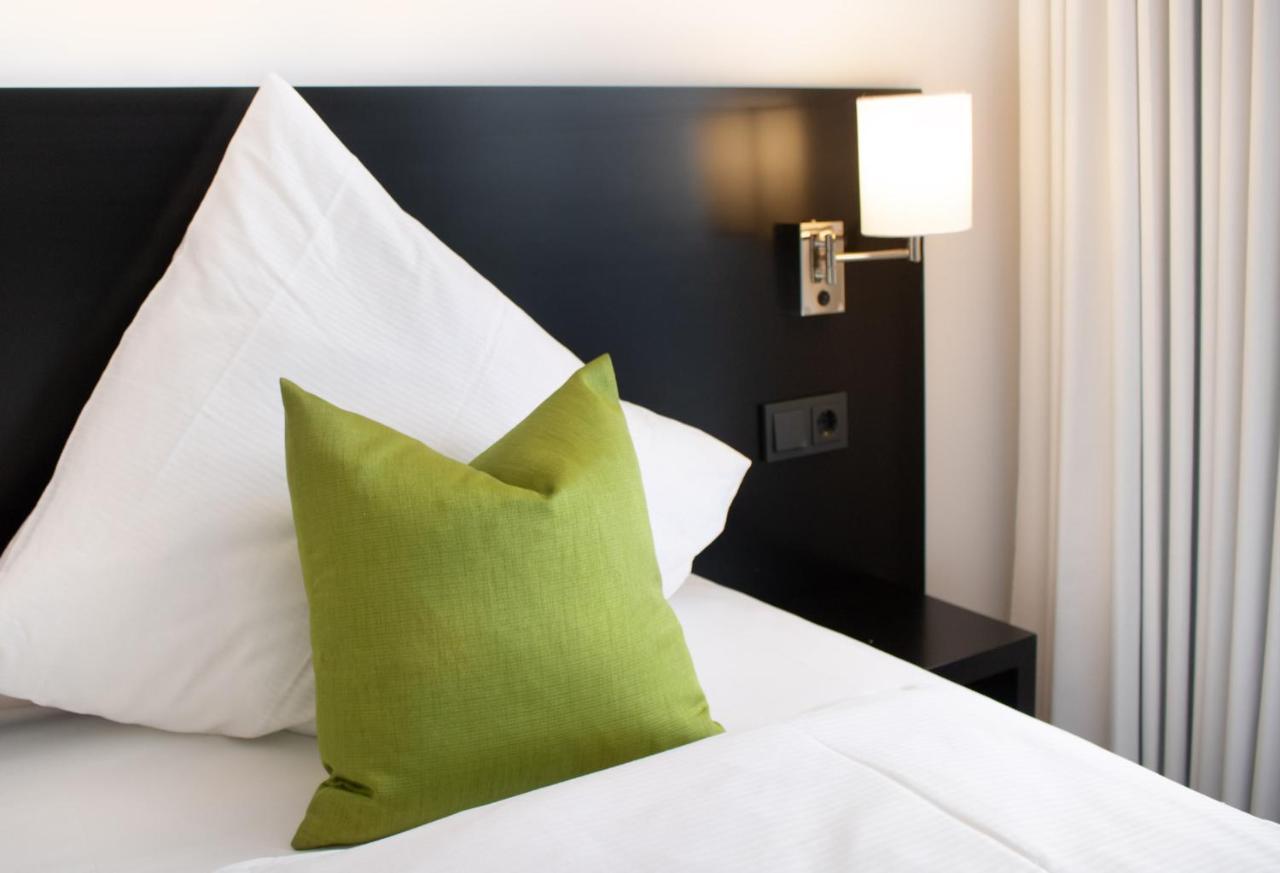 Rhe Hotel By Wmm Hotels Райнау Екстериор снимка